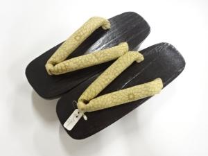 未使用品　下駄(23センチ)